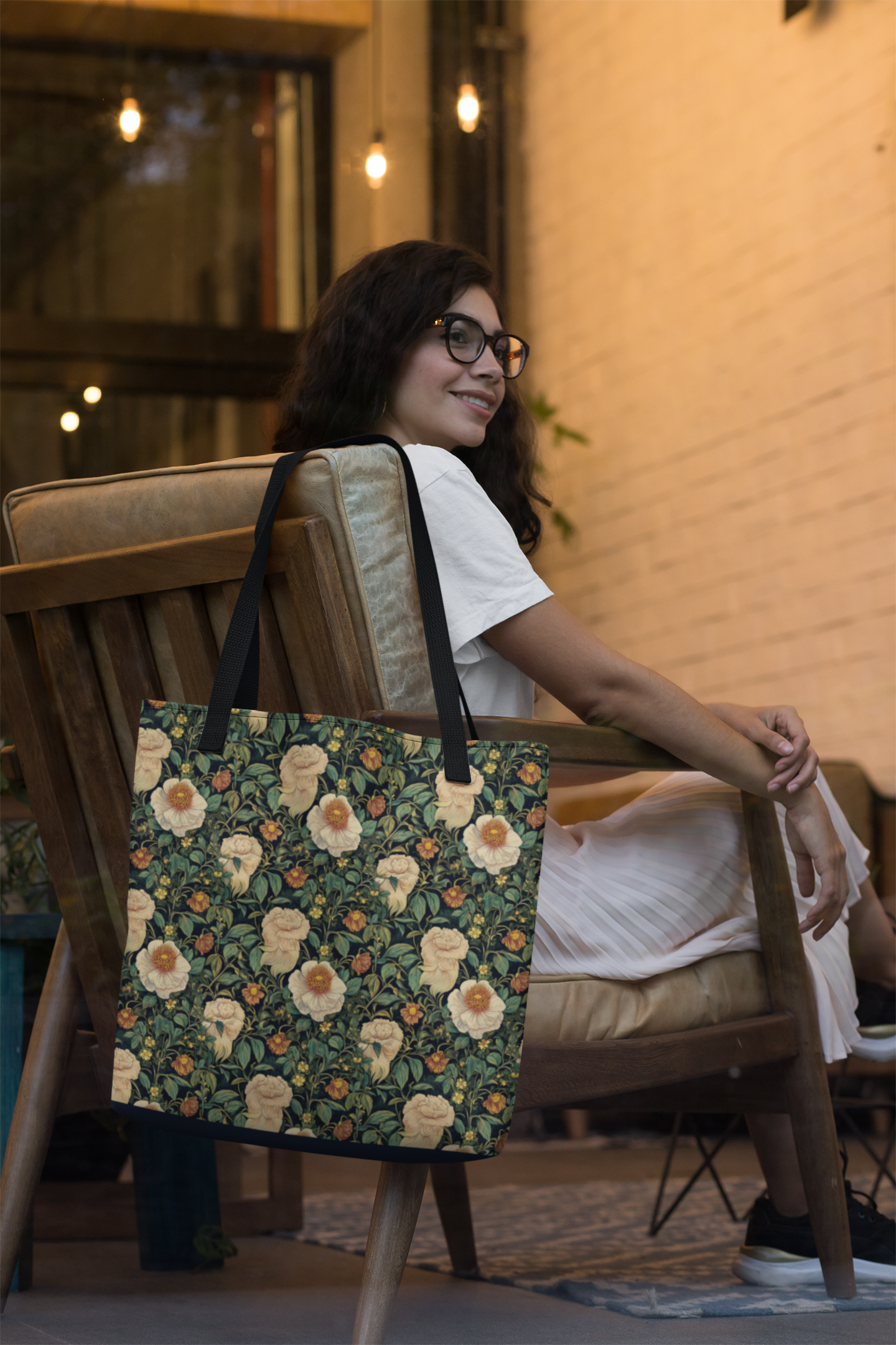 William Morris Garden Large Tote Bag 16x20